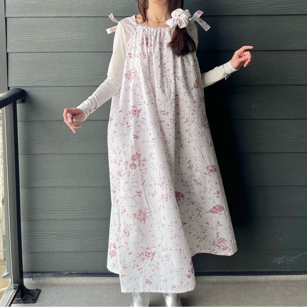 Pastel Floral Poet Dress SKU 04115 – Includes Matching Scrunchie